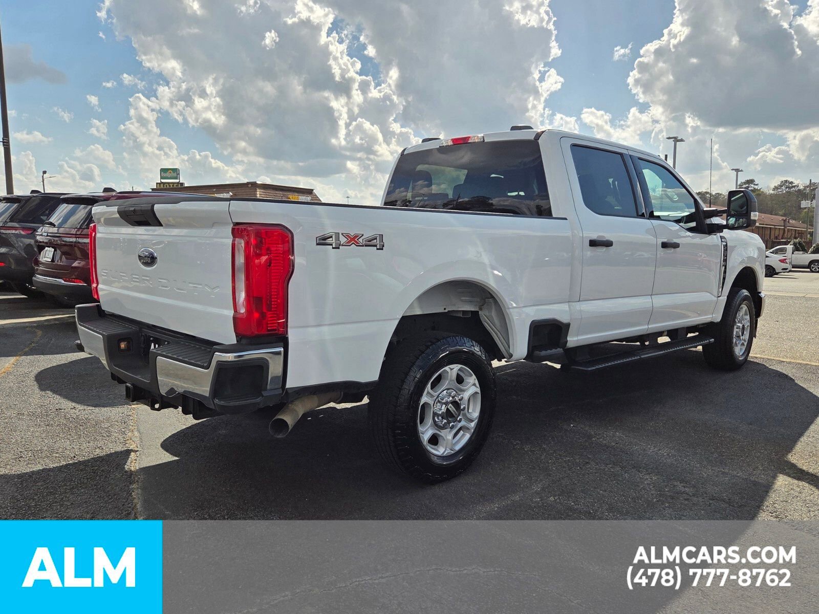 Used 2025 Ford F250 XLT image 11