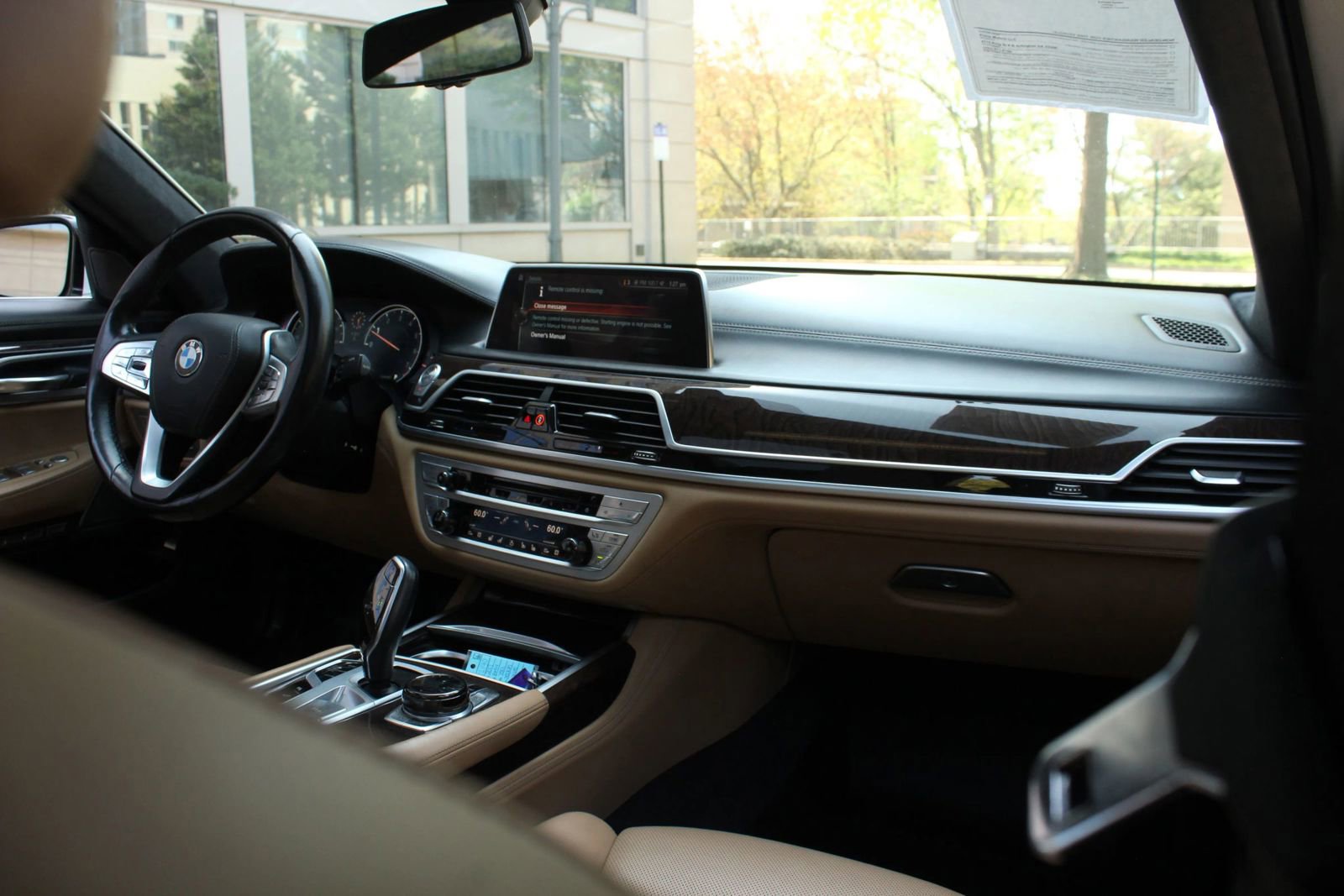Used 2017 BMW 750i xDrive AWD/4WD image 28