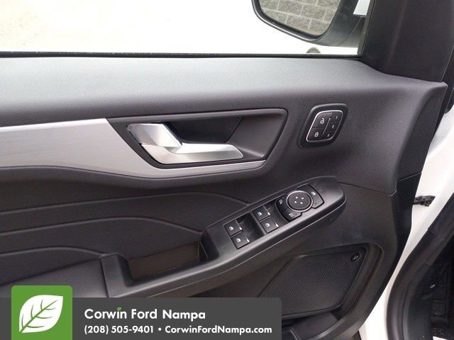 New 2025 Ford Escape SE w/ PHEV Premium Package image 12