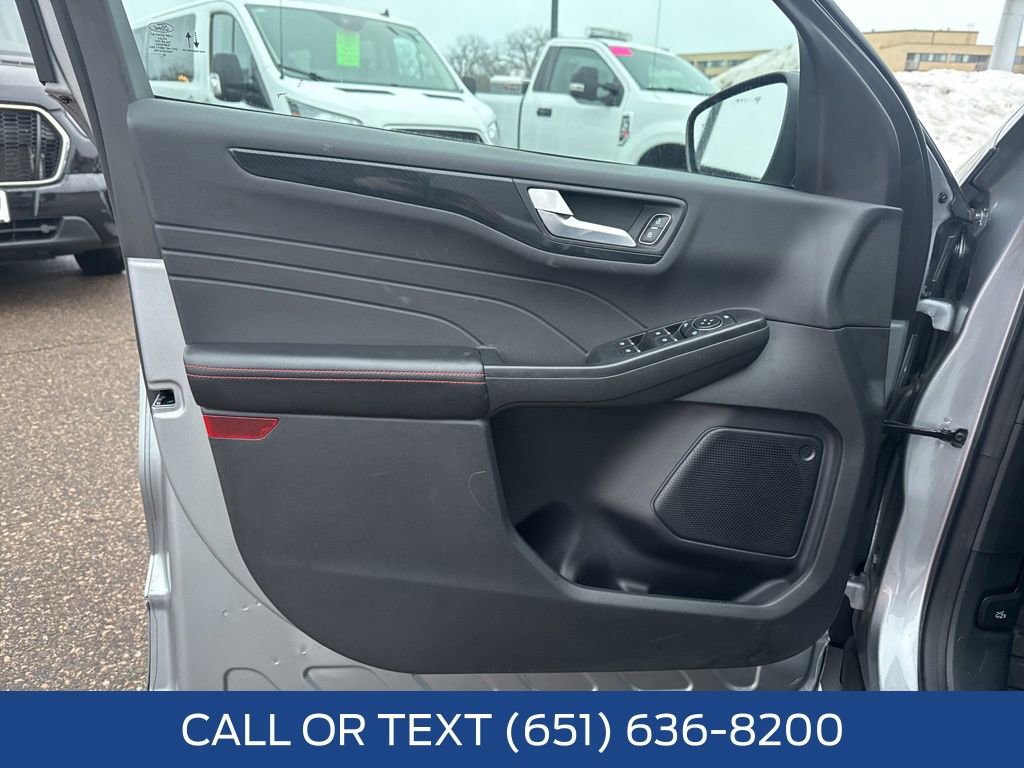 Used 2023 Ford Escape ST-Line w/ Tech Pack #1 image 28