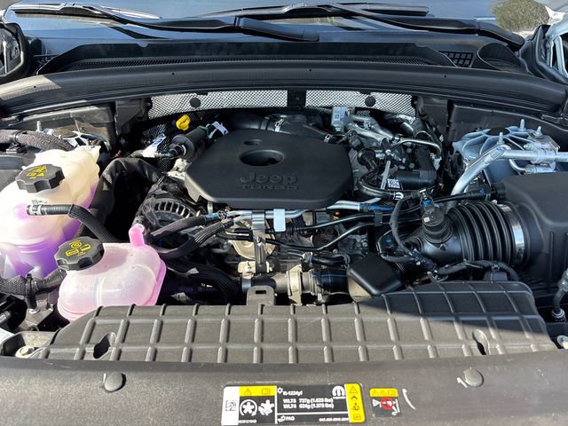 New 2026 Jeep Grand Cherokee Altitude AWD/4WD image 33