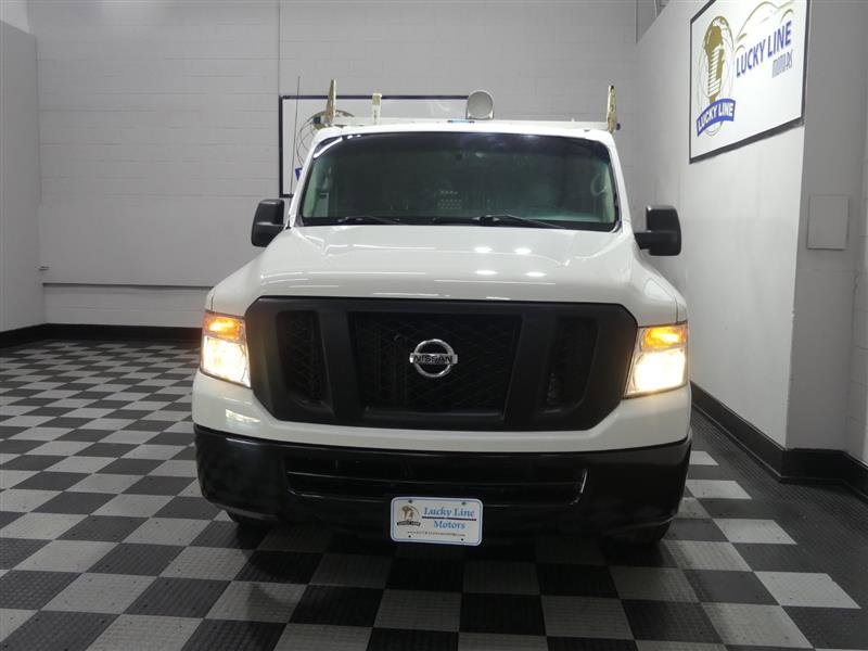 Used 2018 Nissan NV 2500 SV image 2