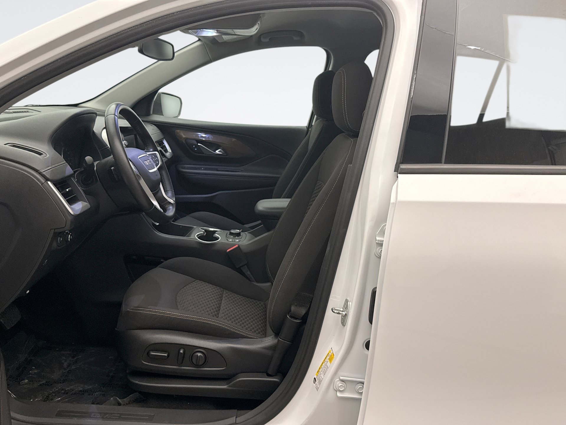 Used 2020 GMC Terrain SLE w/ Driver Convenience Package AWD/4WD image 11