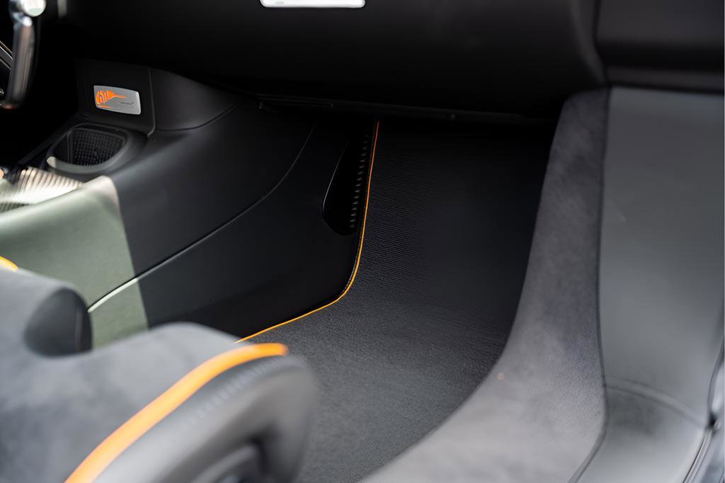 New 2025 McLaren Artura RWD image 46