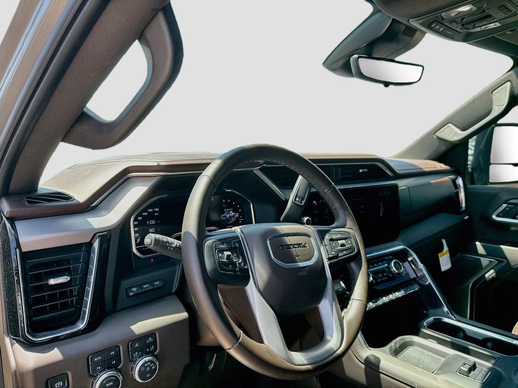 Used 2025 GMC Sierra 2500 Denali w/ Denali Reserve Package AWD/4WD image 12