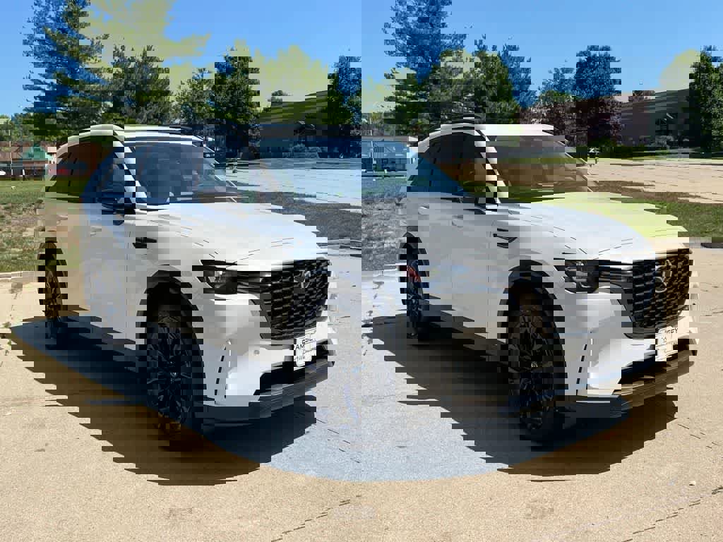 Used 2025 MAZDA CX-90 Plug-In Hybrid w/Premium Sport image 8