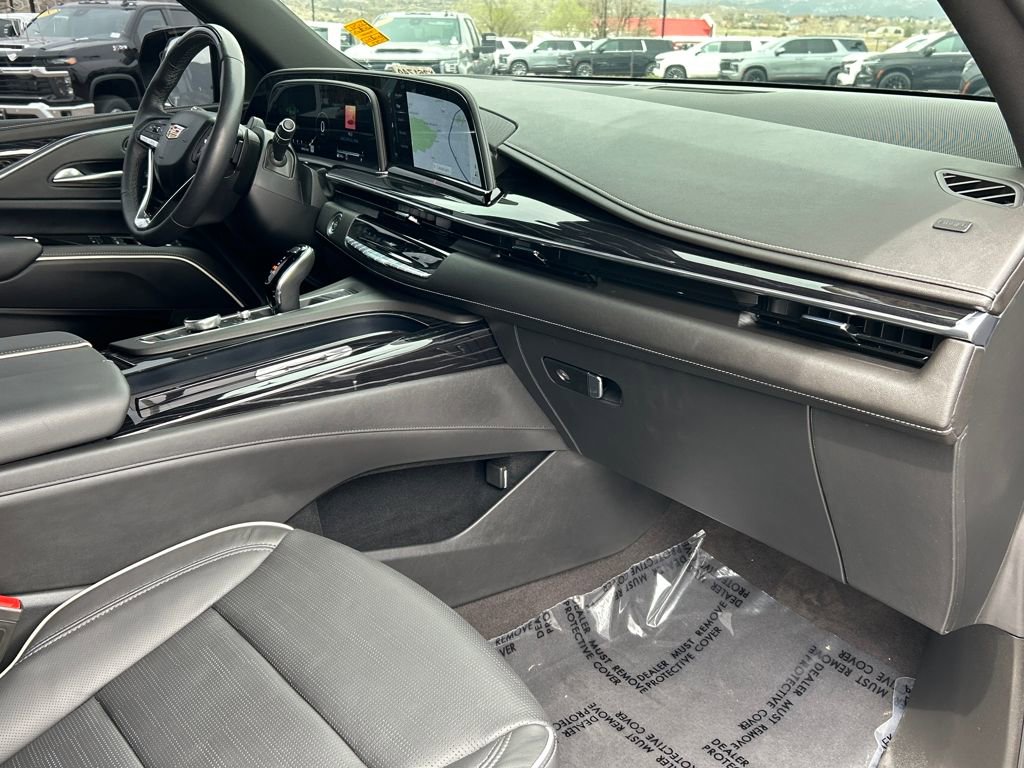Used 2024 Cadillac Escalade Sport w/ LPO, ONYX Package image 8
