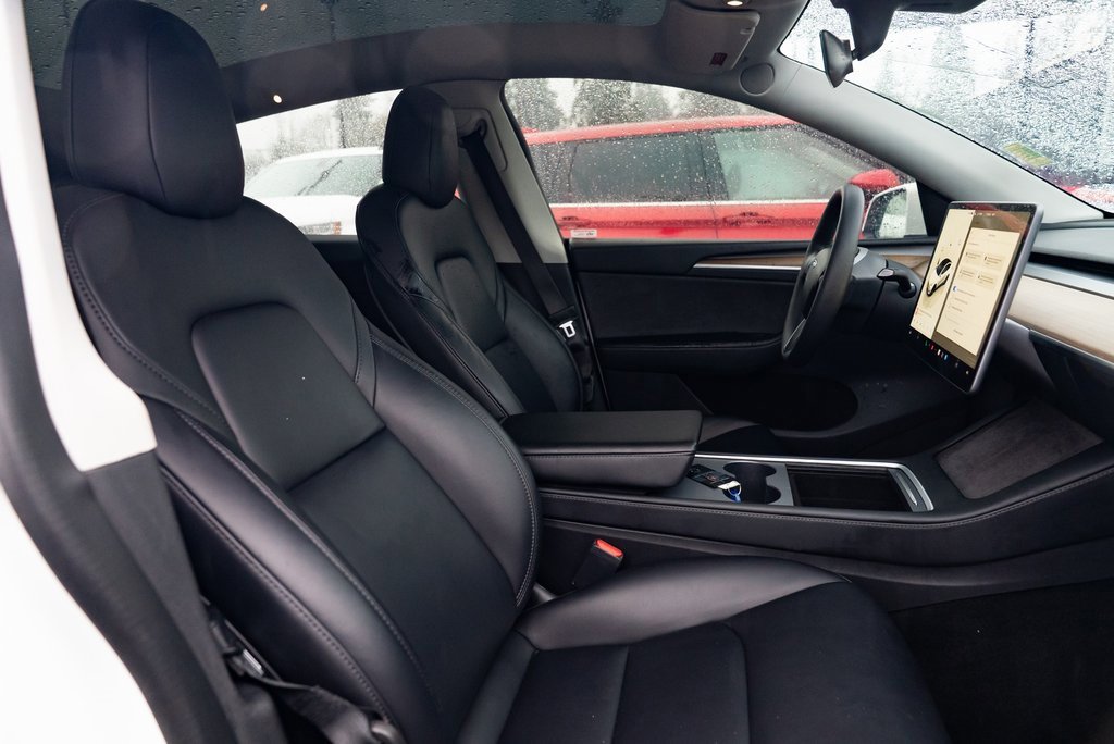 Used 2023 Tesla Model Y Long Range image 21