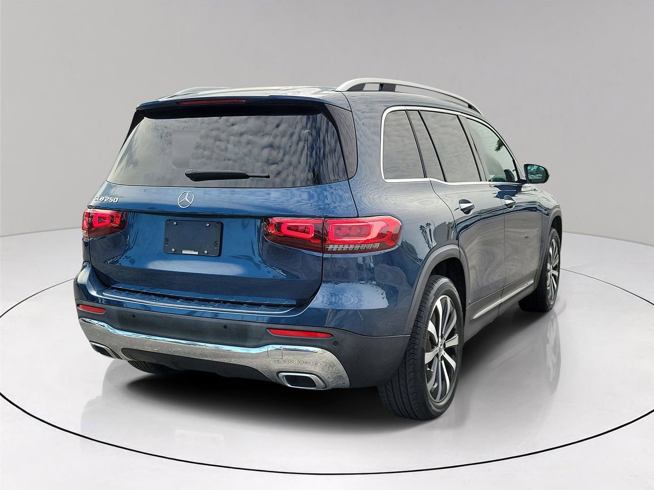 Certified 2023 Mercedes-Benz GLB 250 image 6
