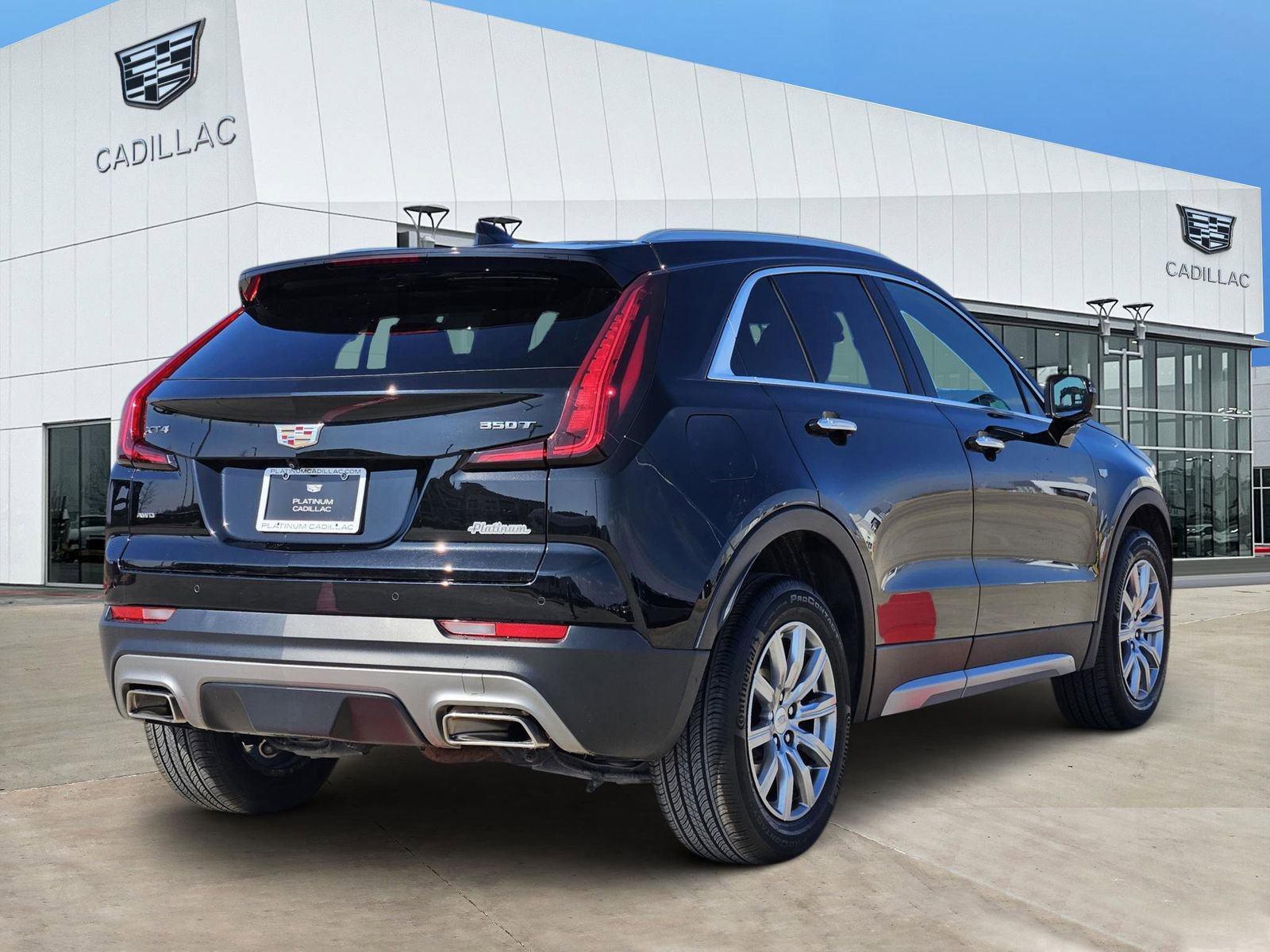 Certified 2023 Cadillac XT4 Premium Luxury w/ Driver Assist Package image 5