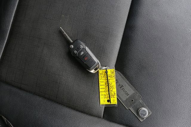 Used 2022 Ford Transit 350 DRW RWD image 32