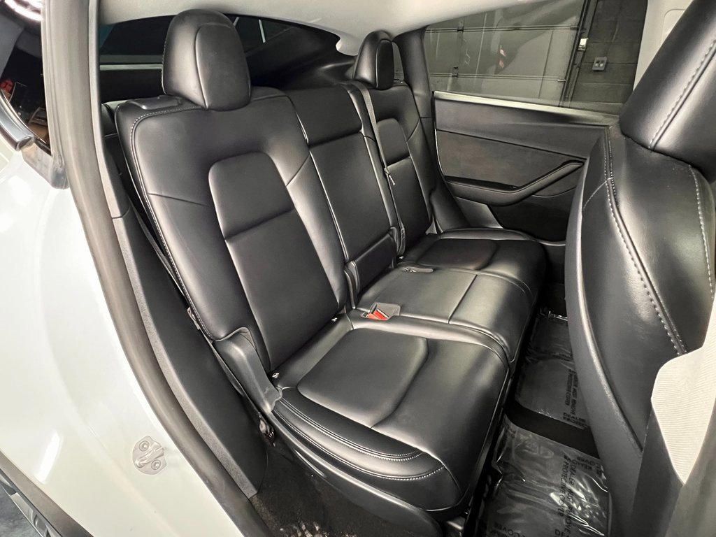 Used 2023 Tesla Model Y Long Range image 10