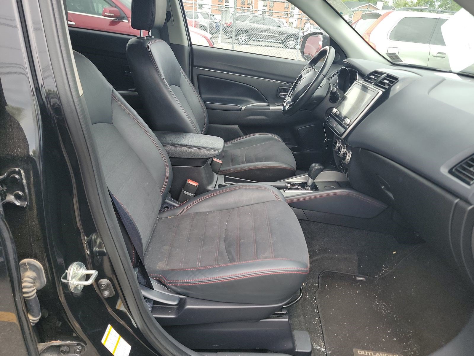 Used 2022 Mitsubishi Outlander Sport SE FWD image 10