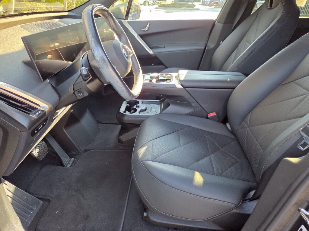 Certified 2024 BMW iX xDrive50 w/ Sport Package AWD/4WD image 9
