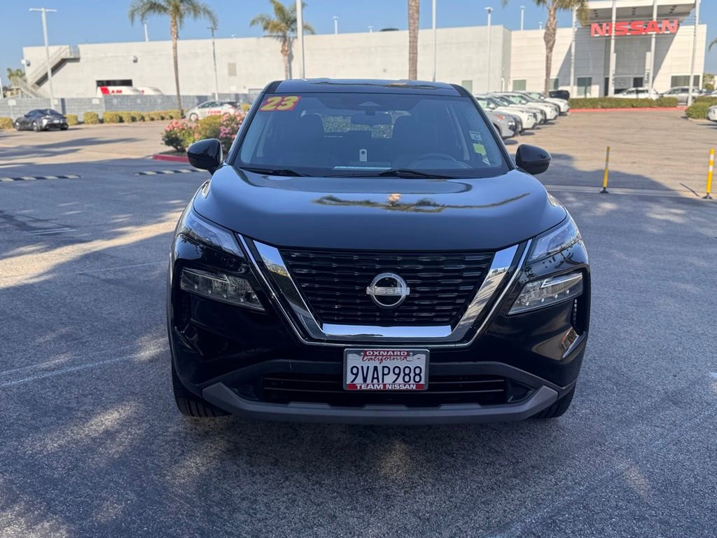 Certified 2023 Nissan Rogue SV FWD image 3