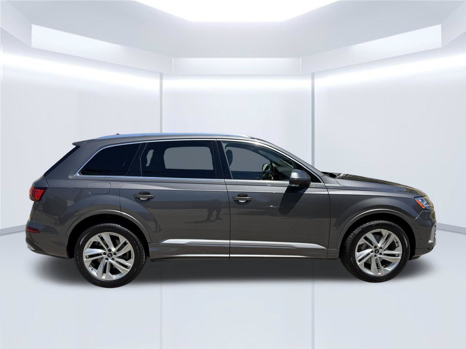 Used 2021 Audi Q7 2.0T Premium Plus AWD/4WD image 4