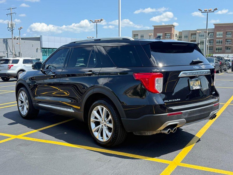 Used 2022 Ford Explorer Platinum w/ Equipment Group 601A AWD/4WD image 8