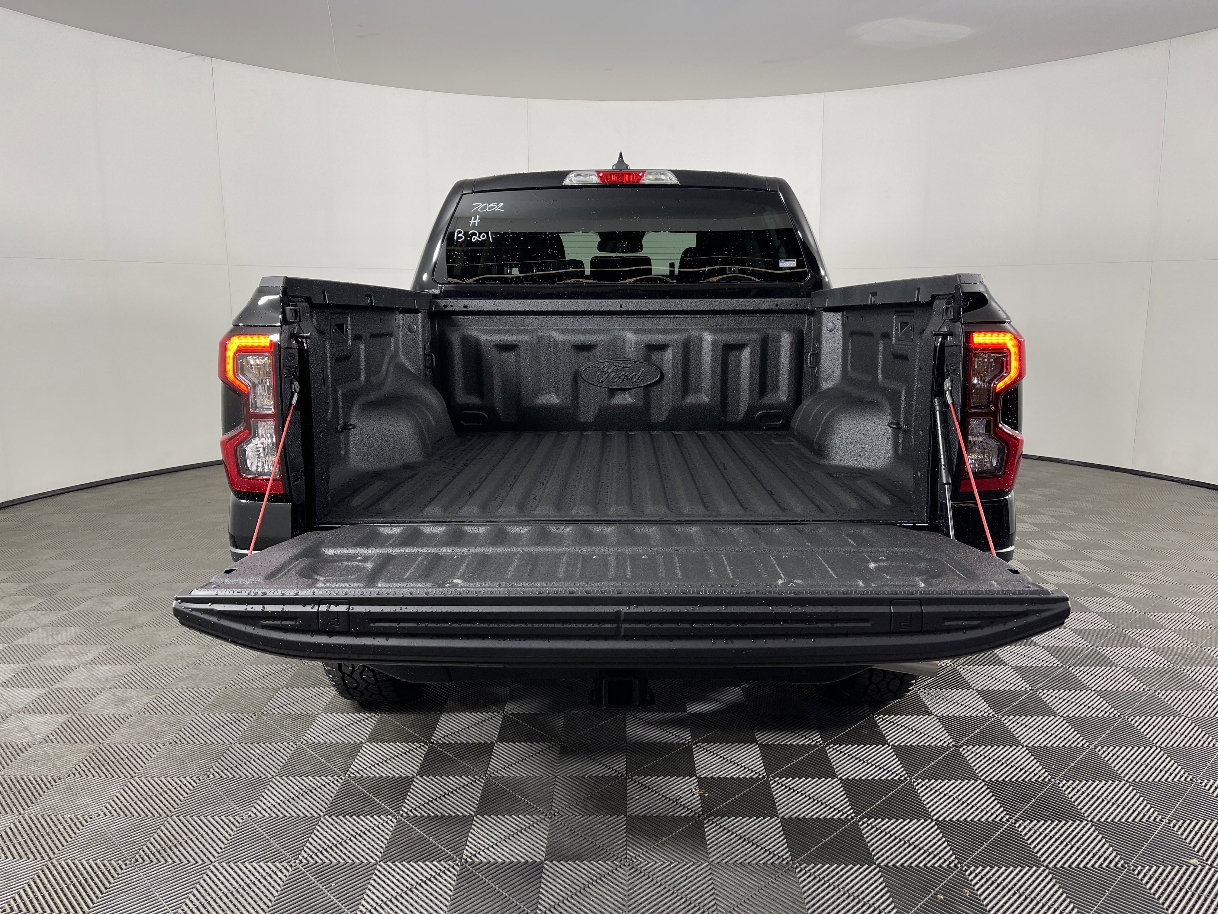 New 2025 Ford Ranger XLT w/ Black Appearance Package image 8