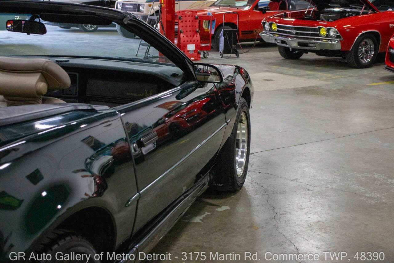 Used 1992 Pontiac Firebird Trans Am image 24