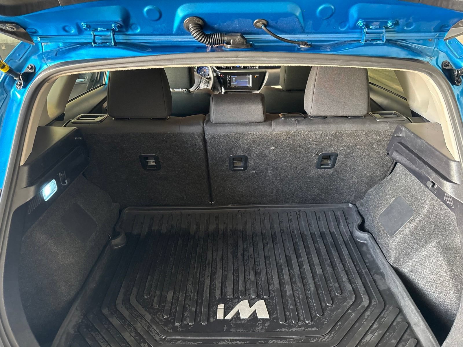 Used 2018 Toyota Corolla iM w/ All-Weather Mat Package FWD image 33