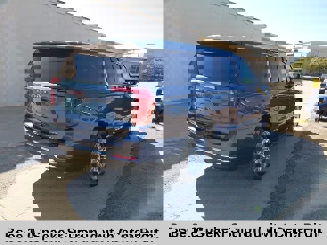 New 2026 GMC Yukon XL Elevation w/ Elevation Premium Package AWD/4WD image 4