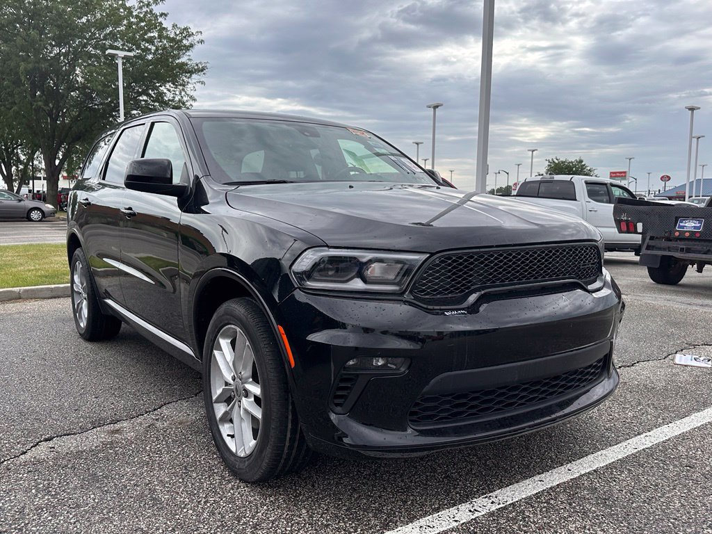 Used 2025 Dodge Durango GT AWD/4WD image 3