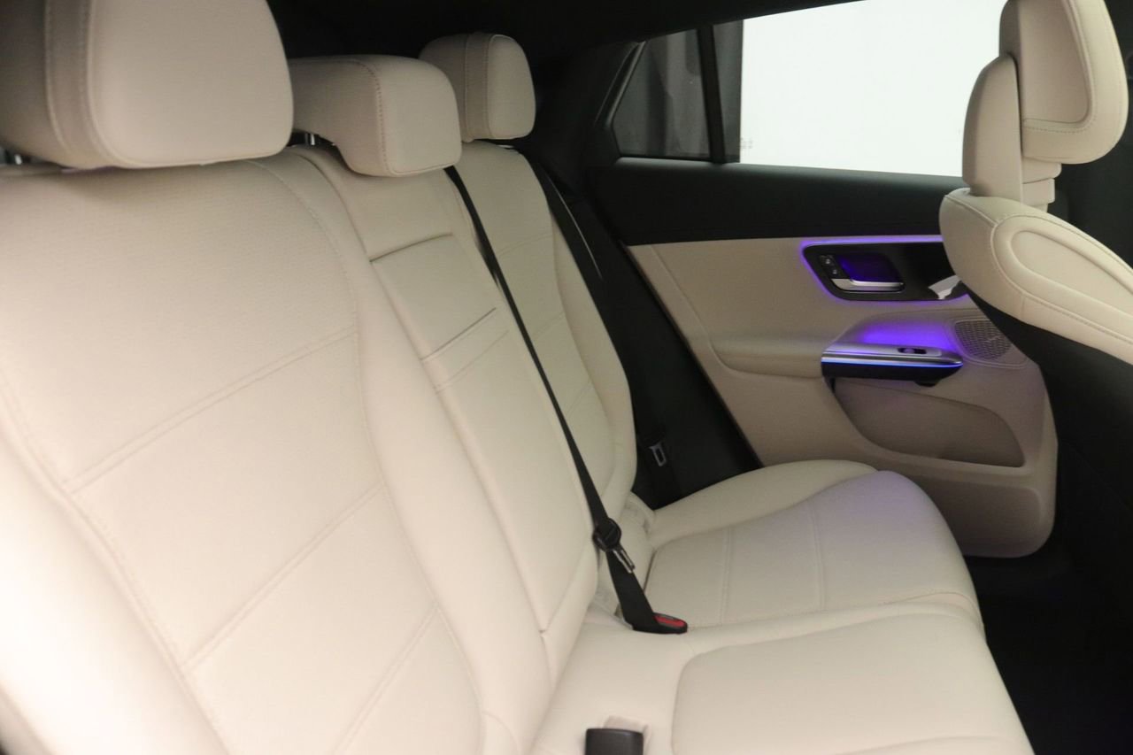 New 2026 Mercedes-Benz GLC 300 4MATIC image 10