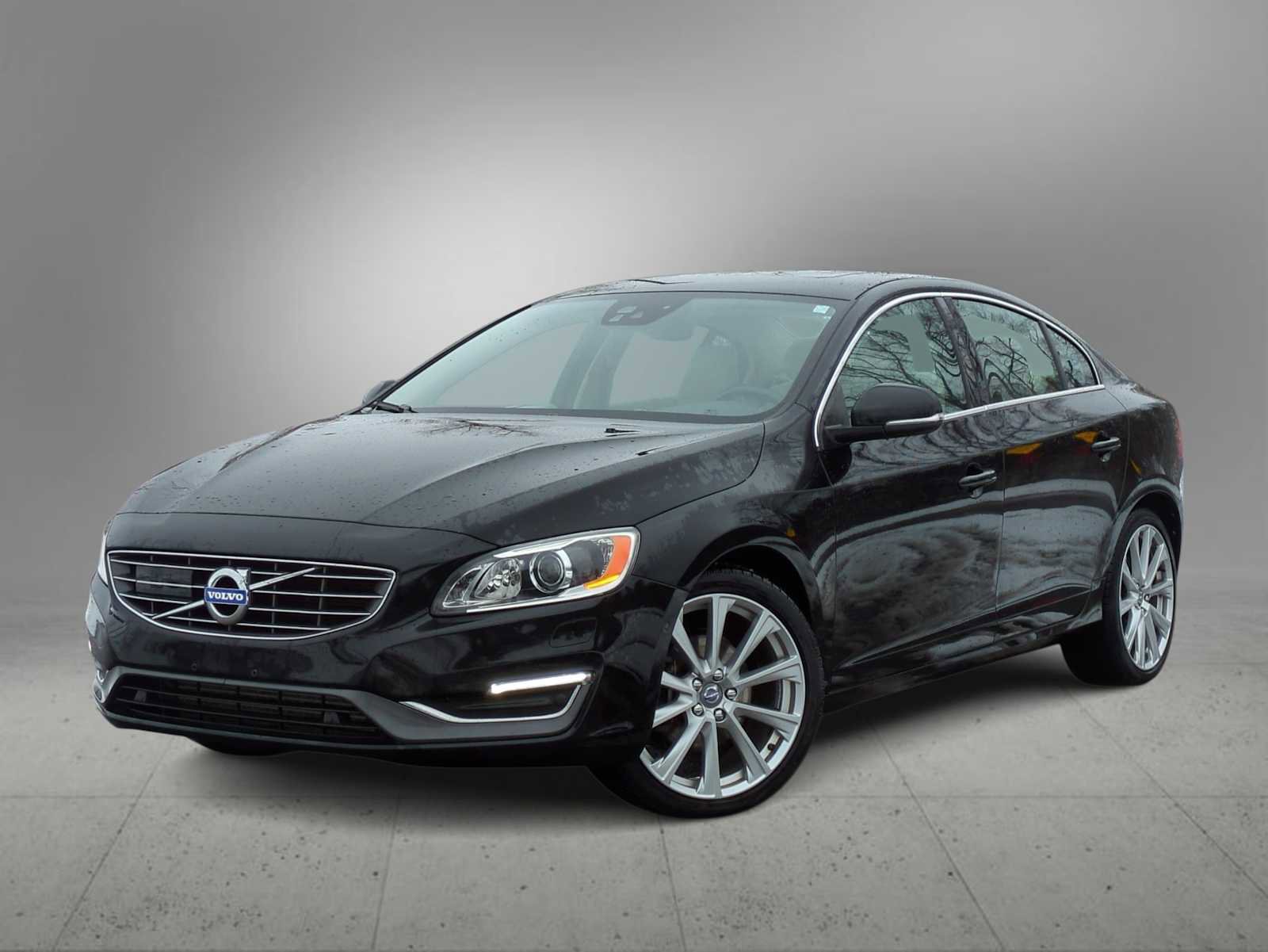 Used 2016 Volvo S60 T5 Inscription Platinum