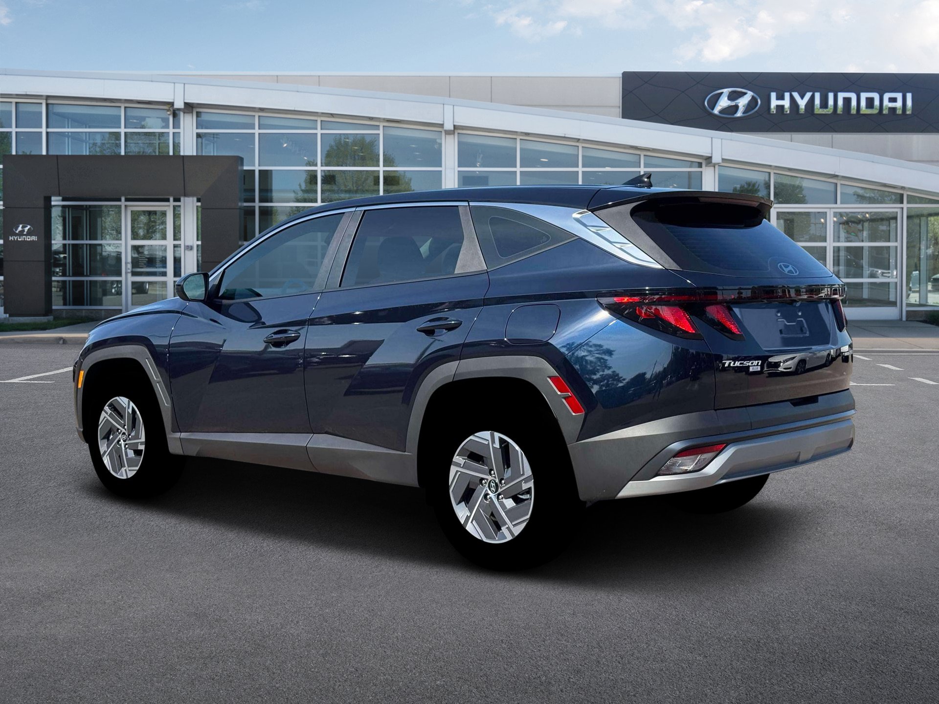 New 2026 Hyundai Tucson Blue SE AWD/4WD image 4