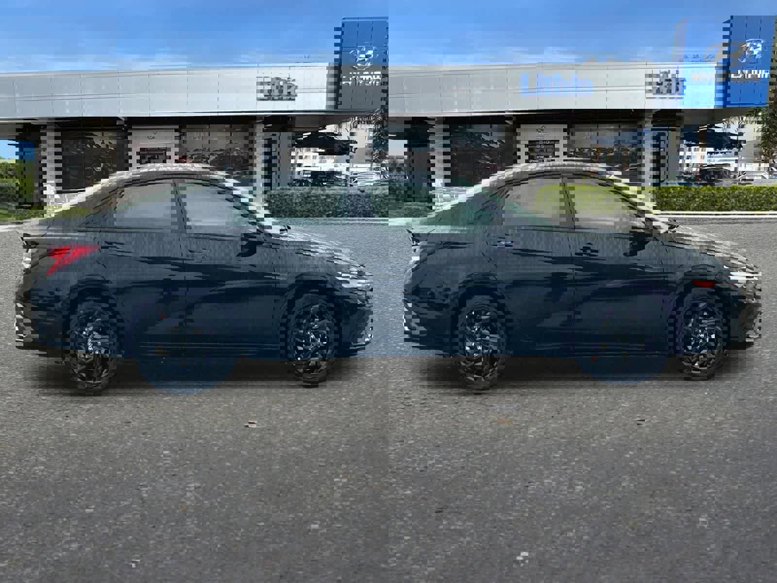 New 2026 Hyundai Elantra Sport image 9