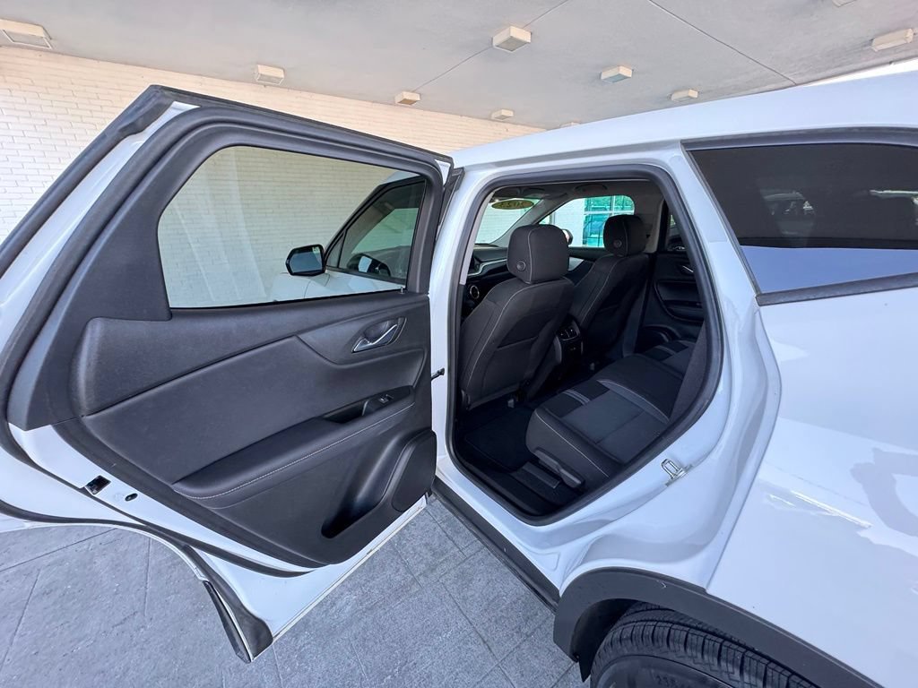 Used 2023 Chevrolet Blazer LT FWD image 19