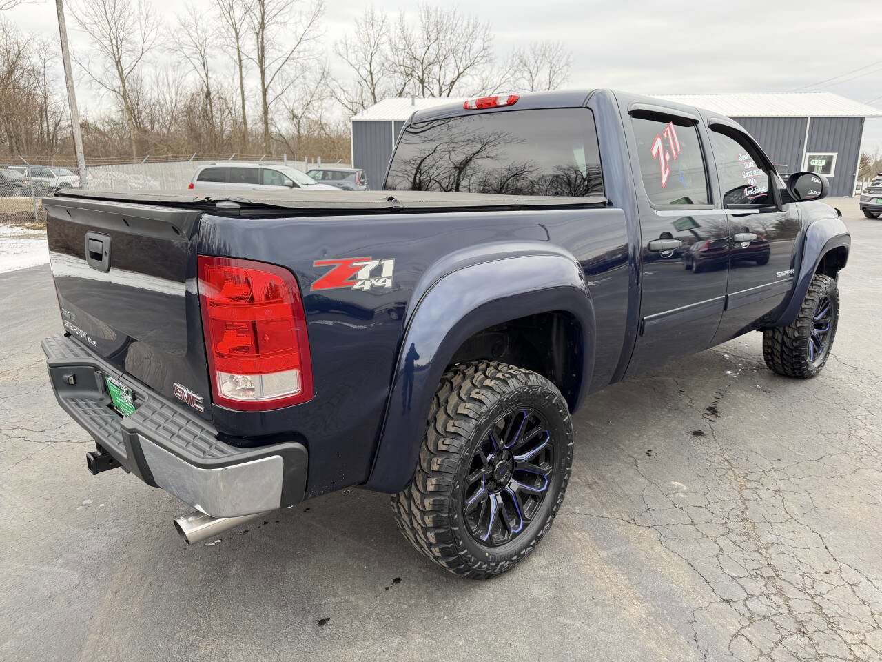 Used 2011 GMC Sierra 1500 SLE w/ Power Tech Package image 5