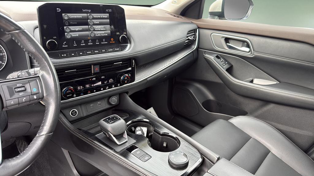 Used 2021 Nissan Rogue SL w/ Premium Package image 25