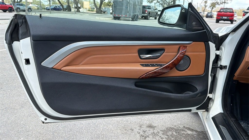 Used 2015 BMW 428i Convertible image 18