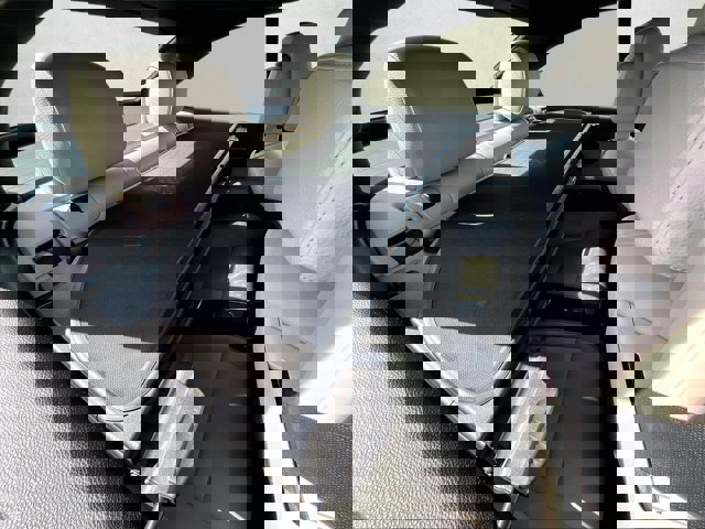 Used 2013 BMW 328i Convertible image 26