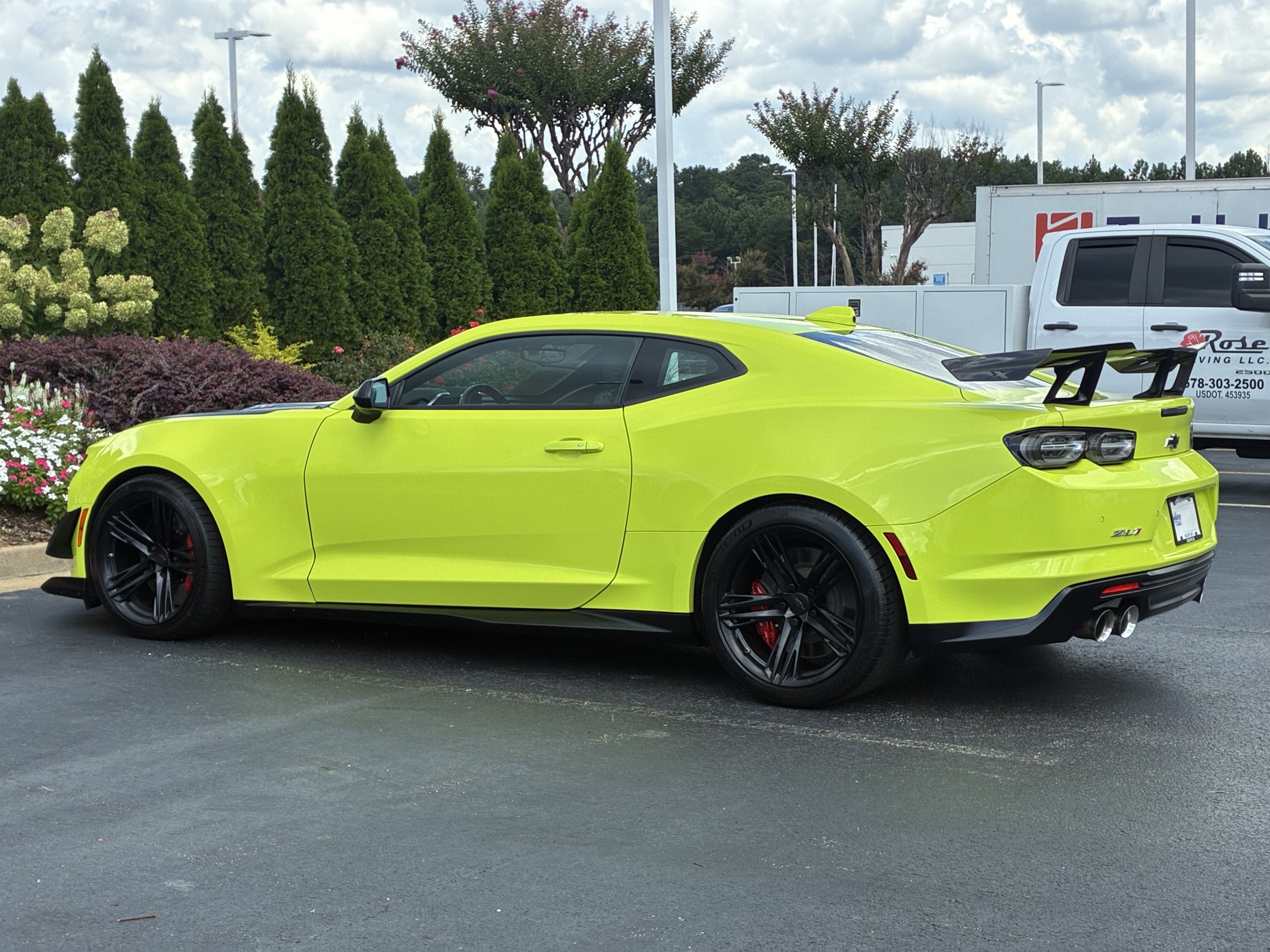Used 2021 Chevrolet Camaro ZL1 RWD image 10