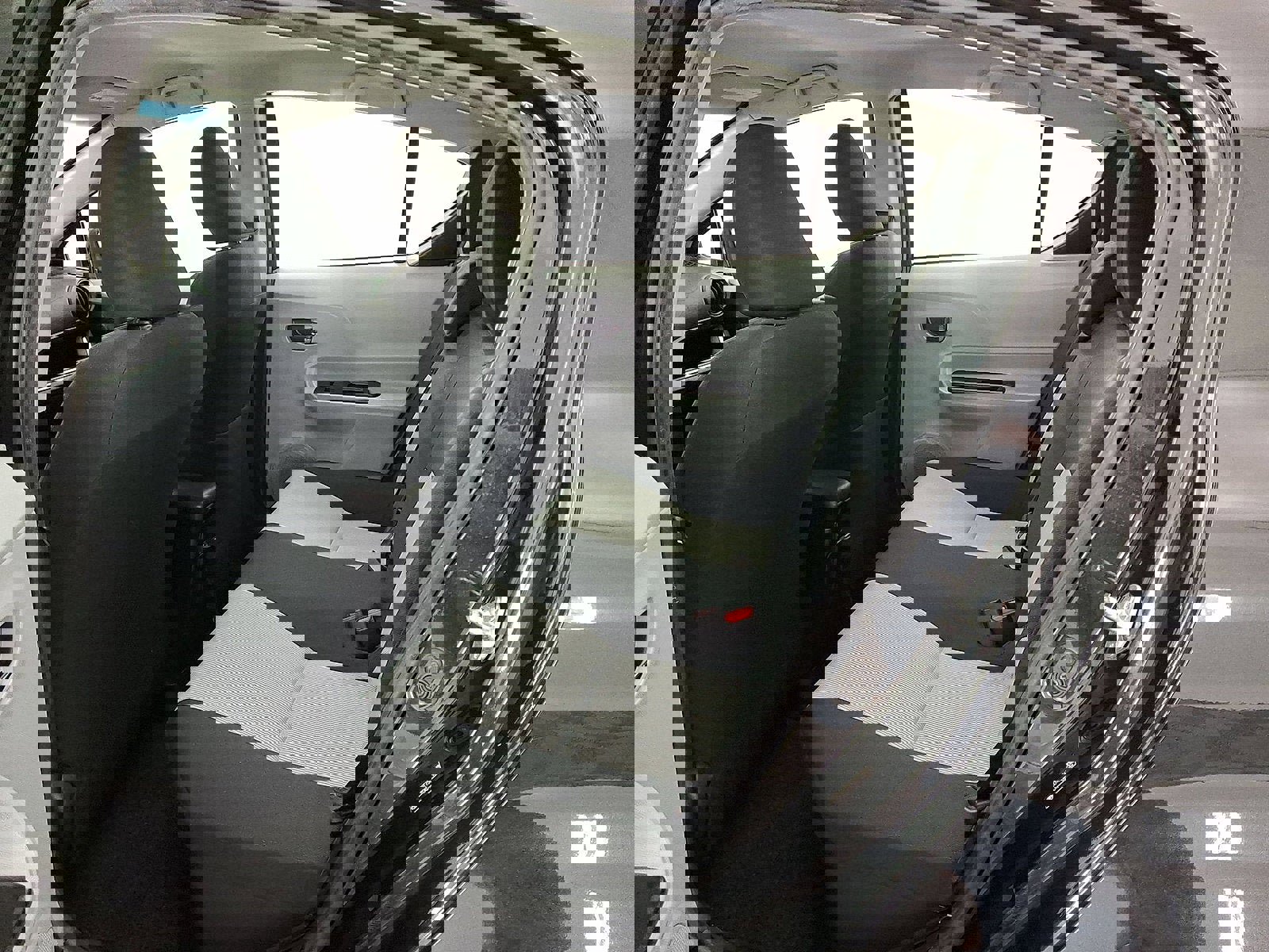 Used 2014 Toyota Prius C Two image 18