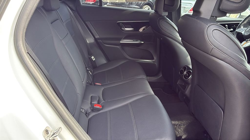 Certified 2025 Mercedes-Benz GLC 300 image 14