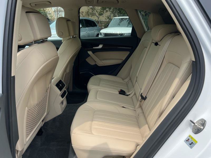 Used 2018 Audi Q5 2.0T Premium AWD/4WD image 8
