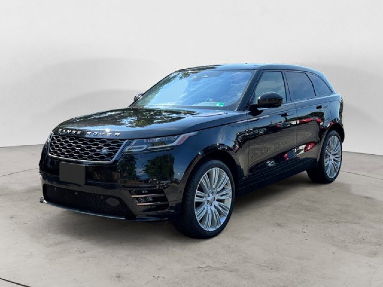 Certified 2021 Land Rover Range Rover Velar R-Dynamic S image 1