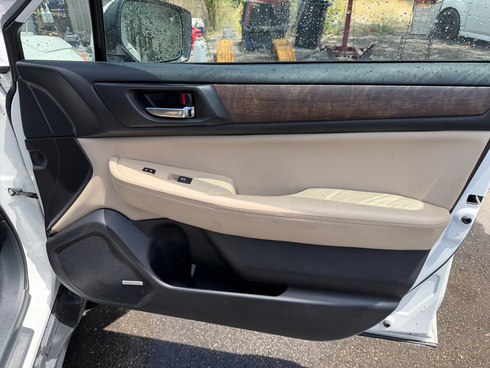 Used 2017 Subaru Outback 2.5i Limited AWD/4WD image 17