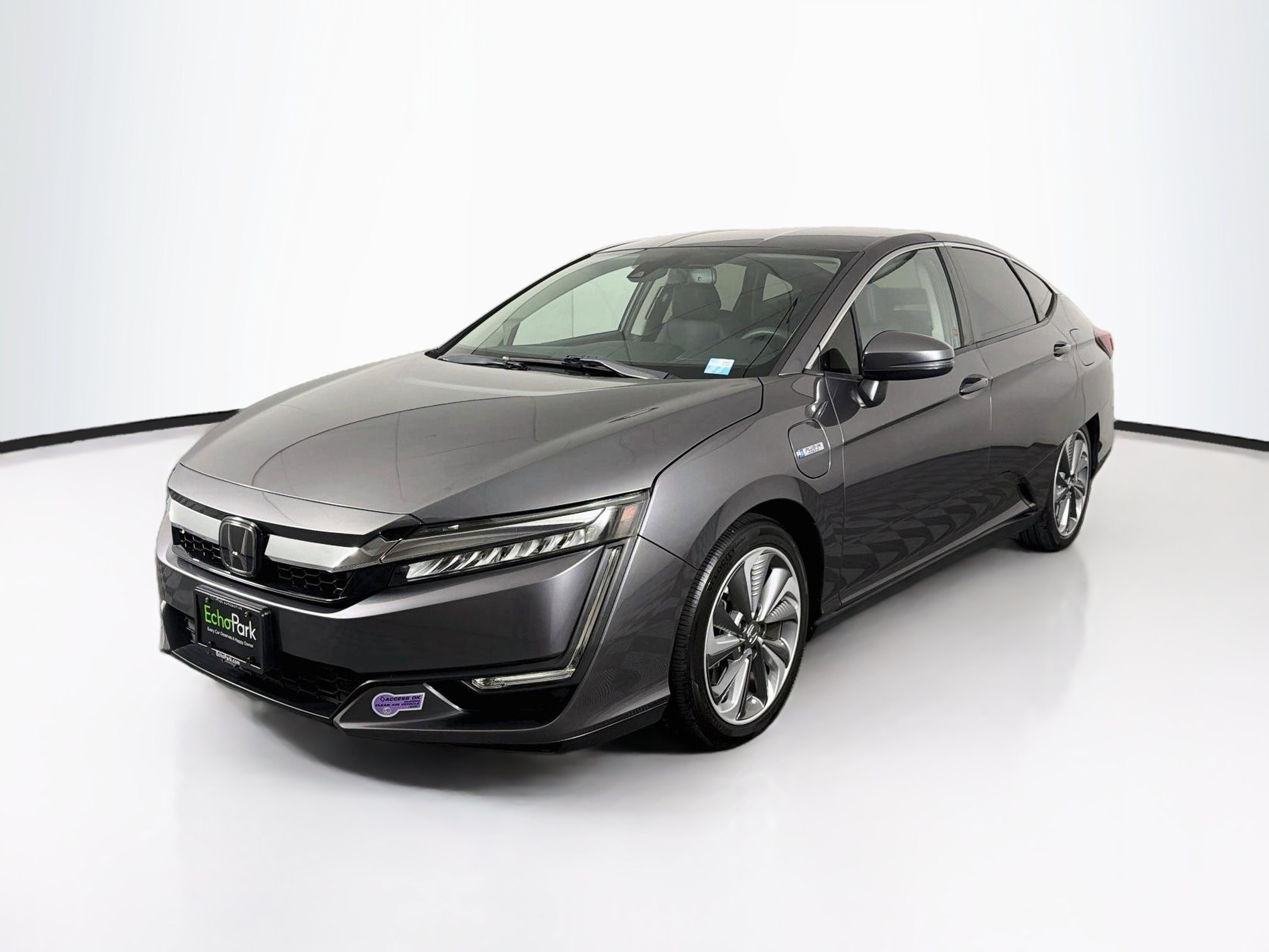 Used 2019 Honda Clarity Plug-In Hybrid image 3
