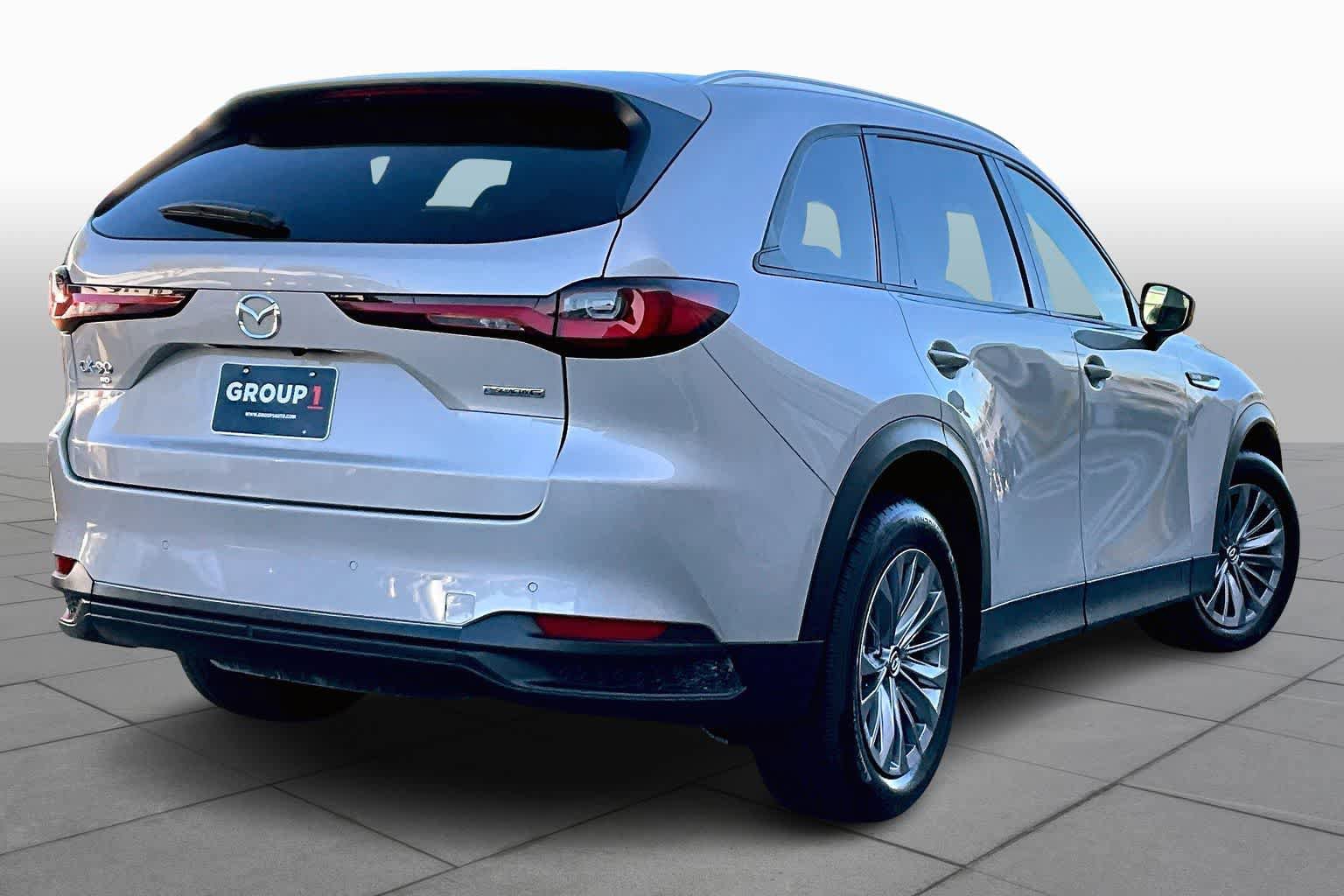 Used 2025 MAZDA CX-90 3.3 Turbo w/ Preferred Package AWD/4WD image 13