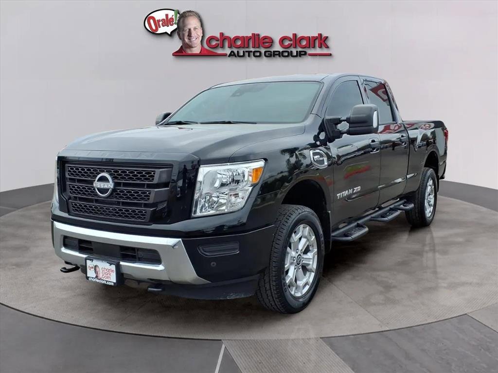 Used 2024 Nissan Titan SV w/ SV Convenience Package