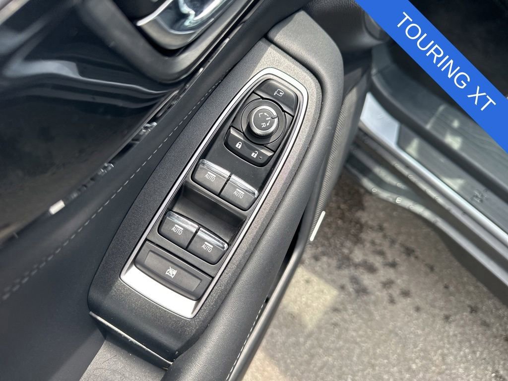 Used 2023 Subaru Outback Touring XT AWD/4WD image 10