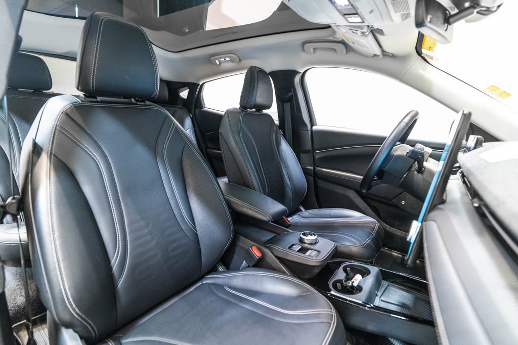 Used 2022 Ford Mustang Mach-E Premium RWD image 15