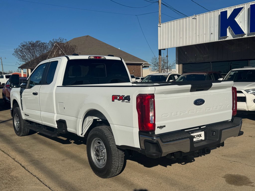 Used 2025 Ford F250 XL w/ XL Driver Assist Package image 3