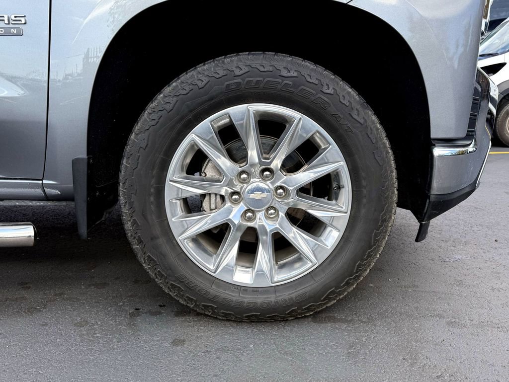 Used 2022 Chevrolet Silverado 1500 LTZ image 12