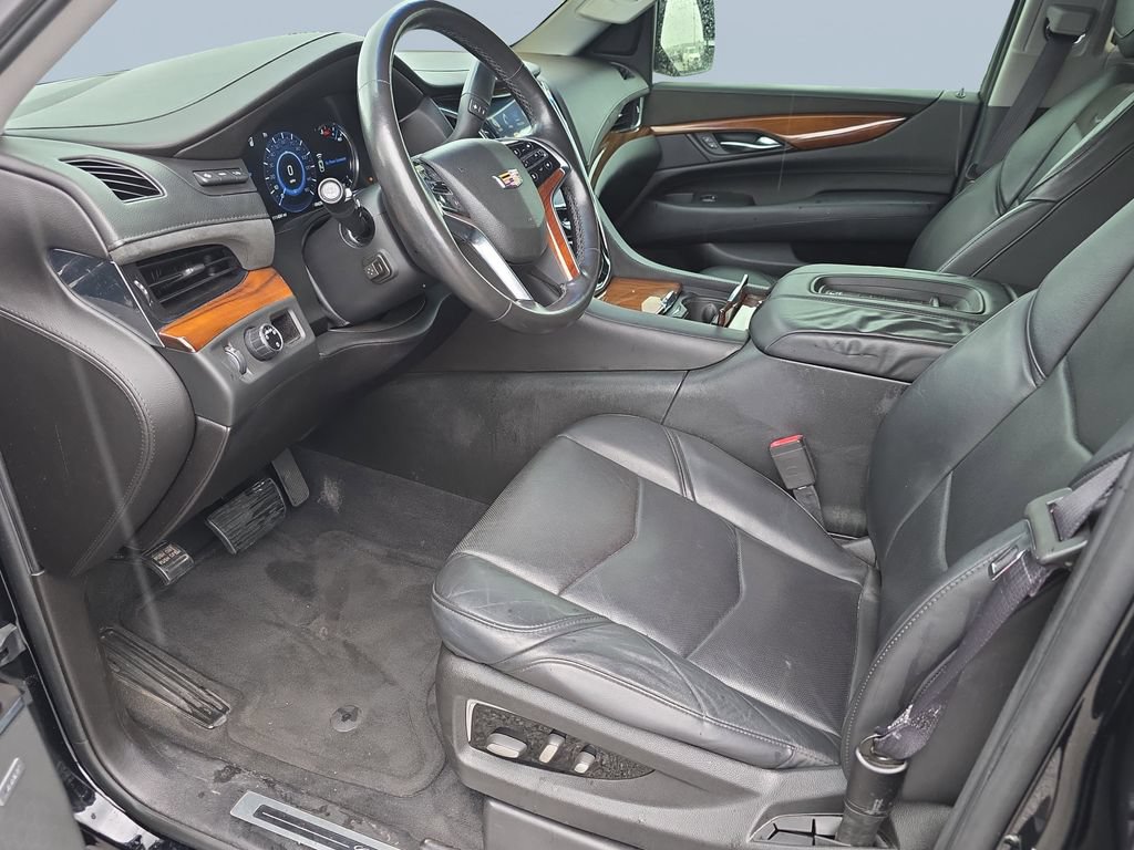 Used 2016 Cadillac Escalade ESV Luxury RWD image 10