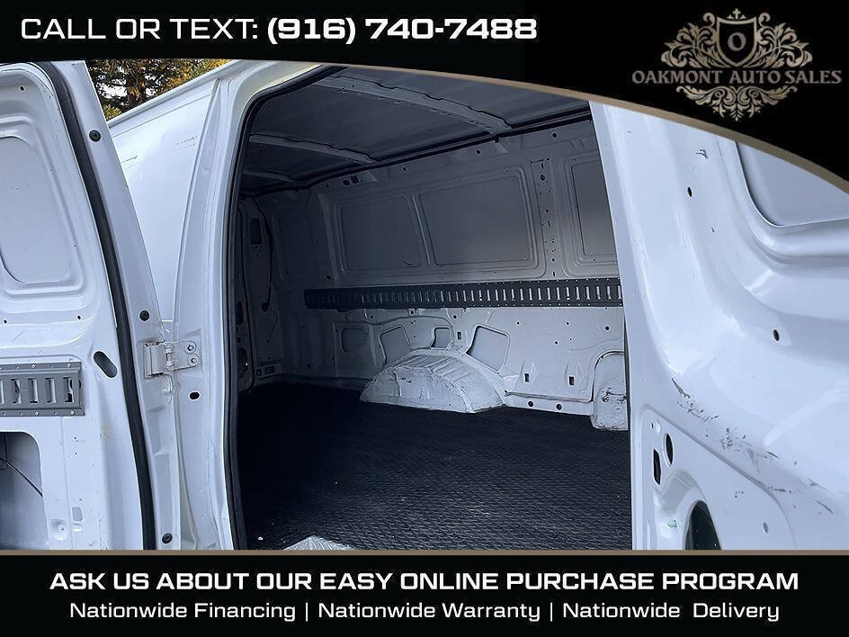 Used 2011 Ford E-250 and Econoline 250 Extended RWD image 14